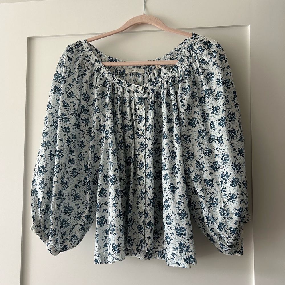 DOEN blue and white floral blouse, S